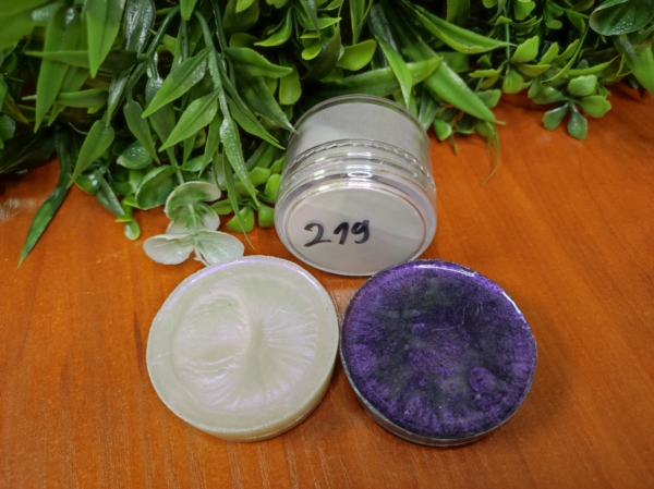 Пигмент за епоксидна смола с оттенък Violet Pearl 219 - Image 2