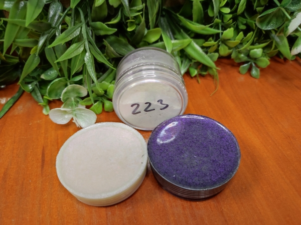 Пигмент за епоксидна смола с оттенък Violet Satin 223 - Image 2