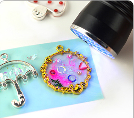 UV фенерче за втвърдяване на UV смола – с 21 LED диода Инструменти и помощни материали Art, Home & Decor 13 UV фенерче за втвърдяване на UV смола – с 21 LED диода - Image 2